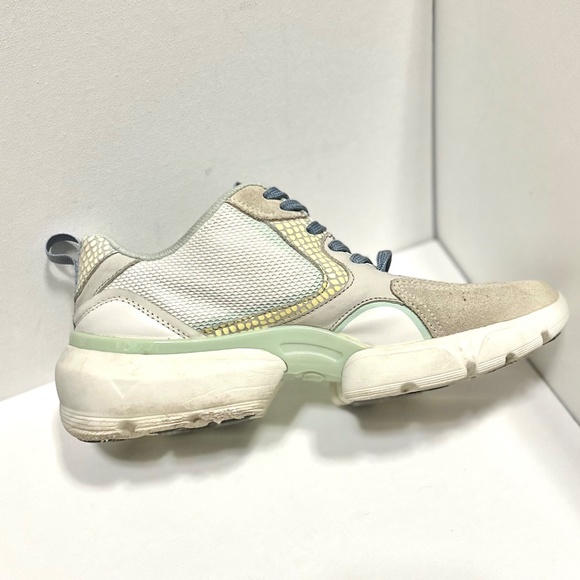 Vionic Aris Lace Up Arch Support Sneakers Size 8 - Picture 5 of 13